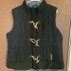 Legendary Whitetail Black Vest